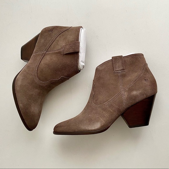 ✨New FRYE Reina Suede Heeled Booties Taupe - Picture 5 of 10
